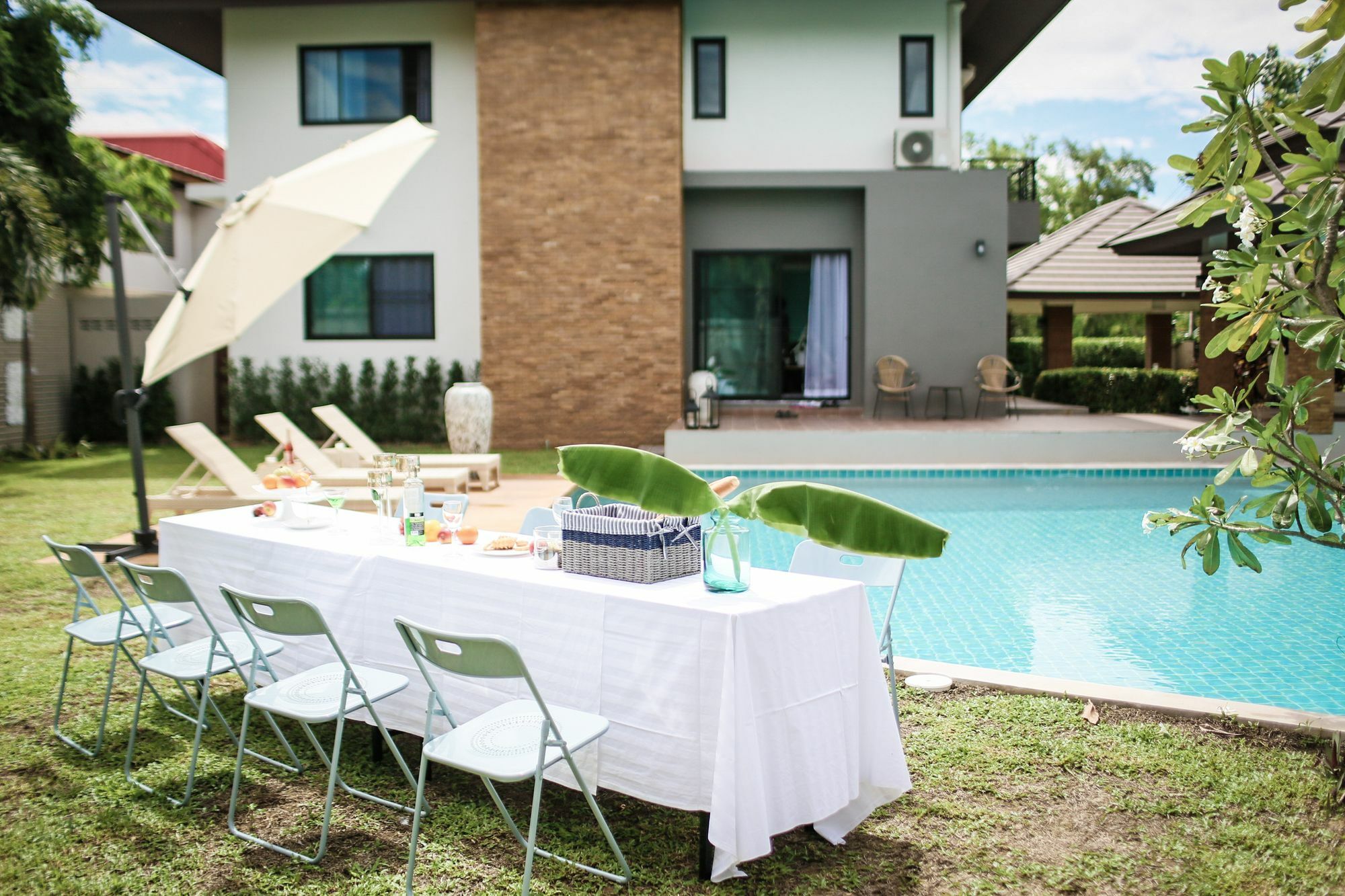 Moin 1617 Luxury Double-Pool Villa チエンマイ エクステリア 写真
