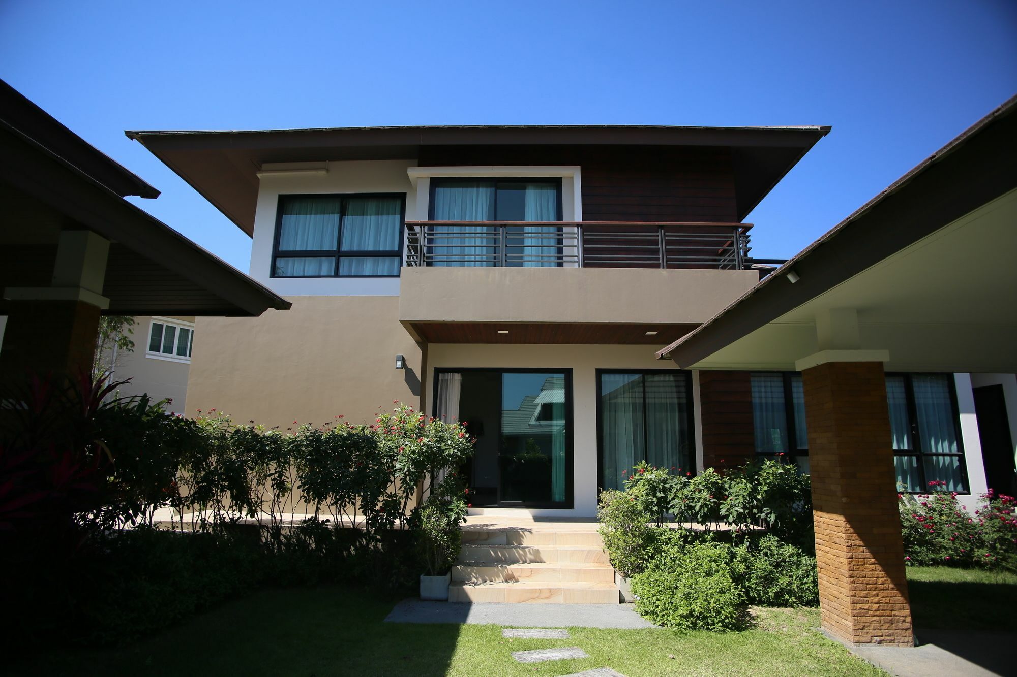Moin 1617 Luxury Double-Pool Villa チエンマイ エクステリア 写真