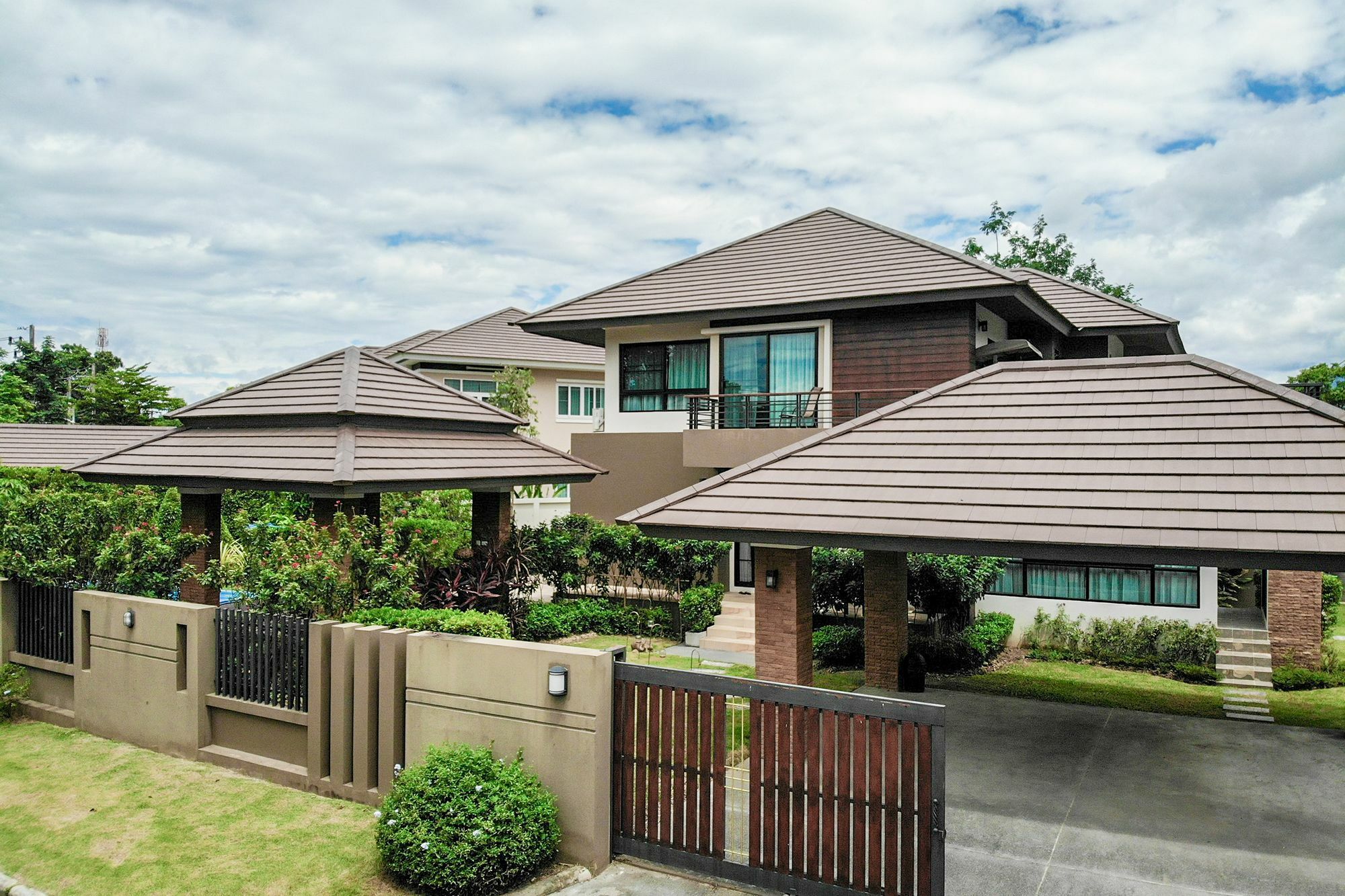 Moin 1617 Luxury Double-Pool Villa チエンマイ エクステリア 写真